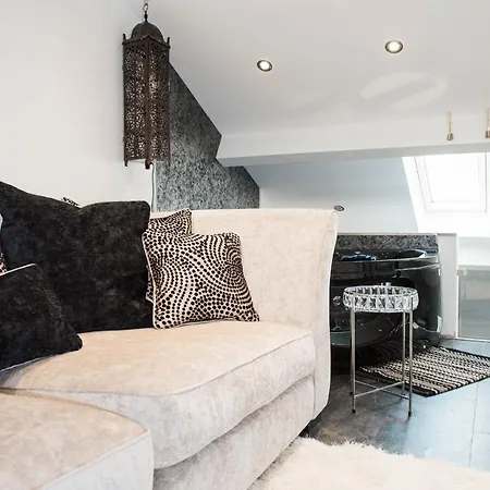 The Arches Apartment