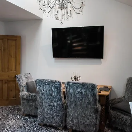 The Arches Daire Kendal